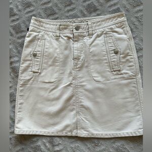 Polo khaki skirt. Size 6. Great condition